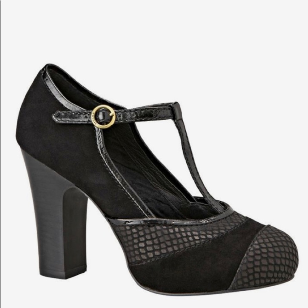 Fossil Womens JACKLYNT-Strap Mary Jane Pumps